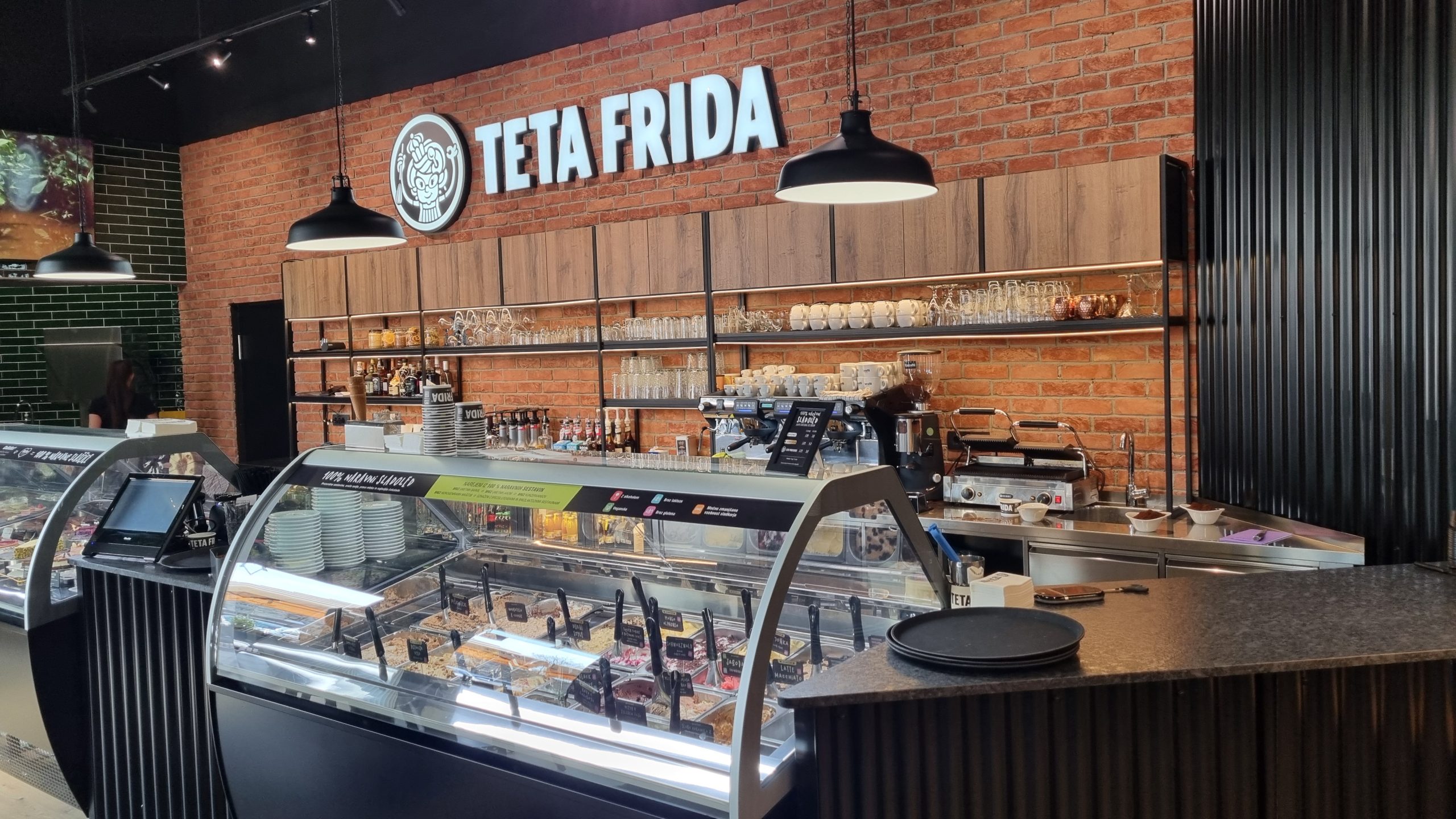 Teta Frida, center vič - Gostinska oprema KGO